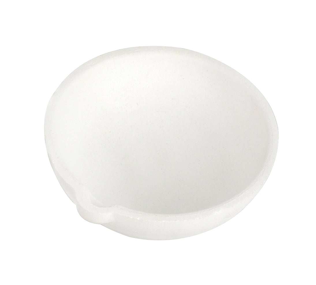 Crucible dish in white ceramic, 250 Gram Ceramic Alumina, with a shallow rounded bowl and small pouring spout.