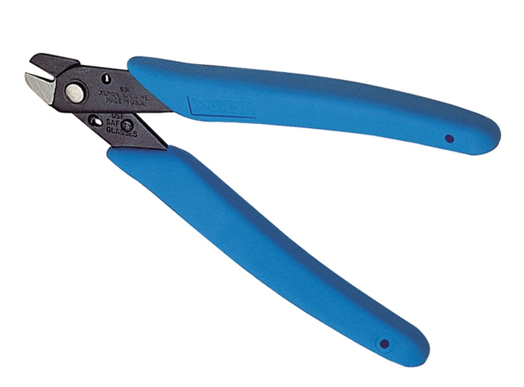 Xuron 691T Flush Cut Wire Cutters with blue ergonomic handles and compact nose for precision wire cutting