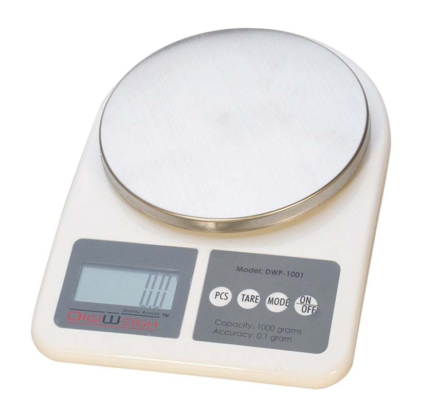 Digital tabletop balance and counting scale with 1000 gram capacity and auto calibration on lab bench